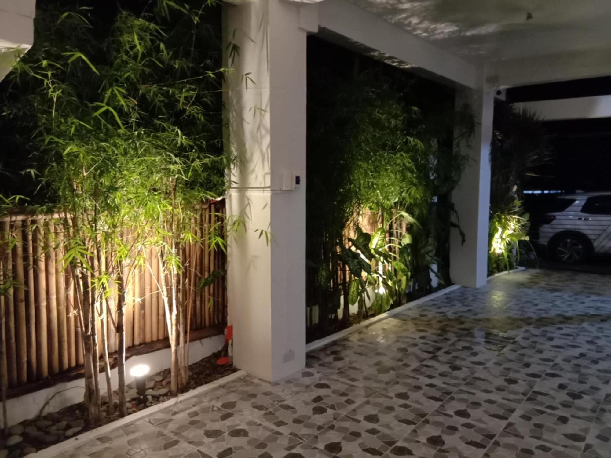 Jcv Rooms ซูริเกา ภายนอก รูปภาพ